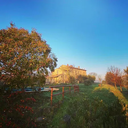 Farm stay La Falconara *