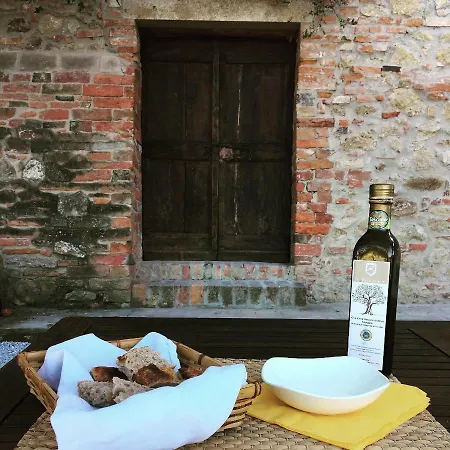 Farm stay La Falconara *