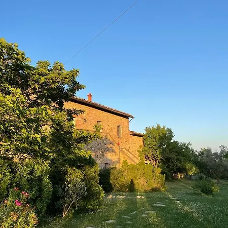 La Falconara Séjour à la ferme *