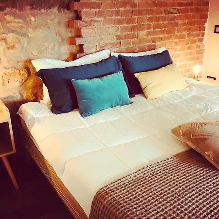 La Falconara Farm stay