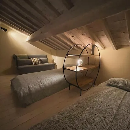 La Falconara Farm stay *