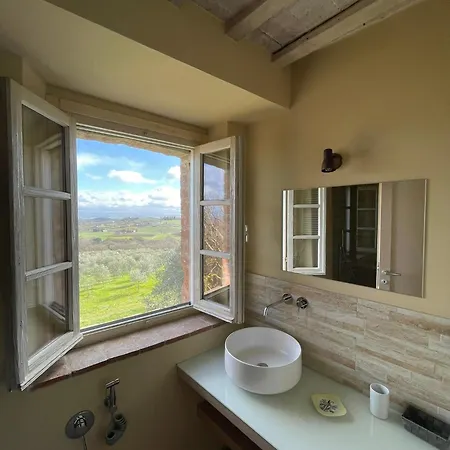 La Falconara Farm stay *
