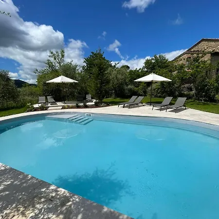 La Falconara Farm stay